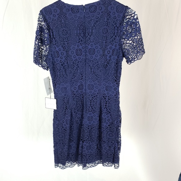 NEW Laundry By Shelli - Lace Mini Dress Size 8. - Picture 5 of 6